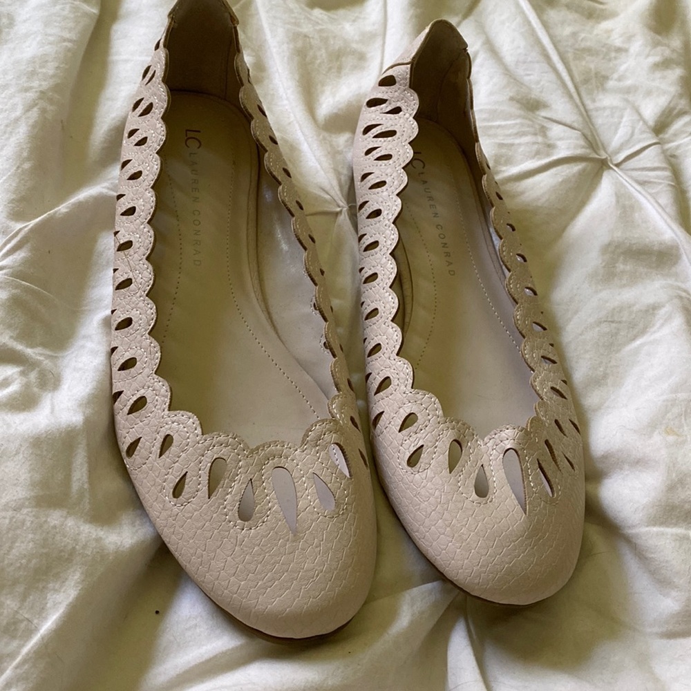 Lauren Conrad flats